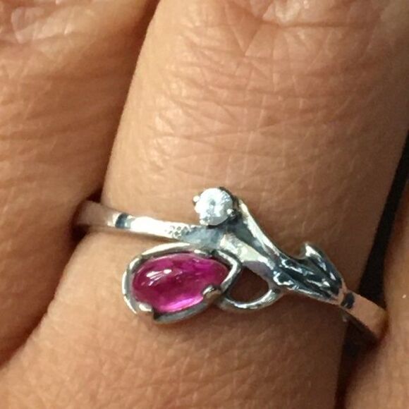 vintage 925 sterling silver natural ruby Ring